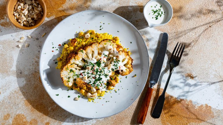 Chou-fleur grillé sur couscous